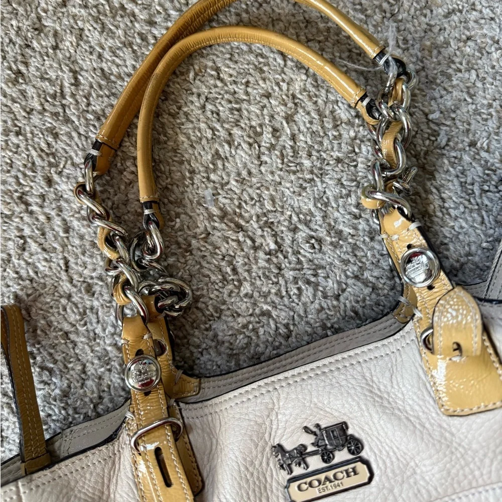 Coach Madison Tribeca East West Tote Bag